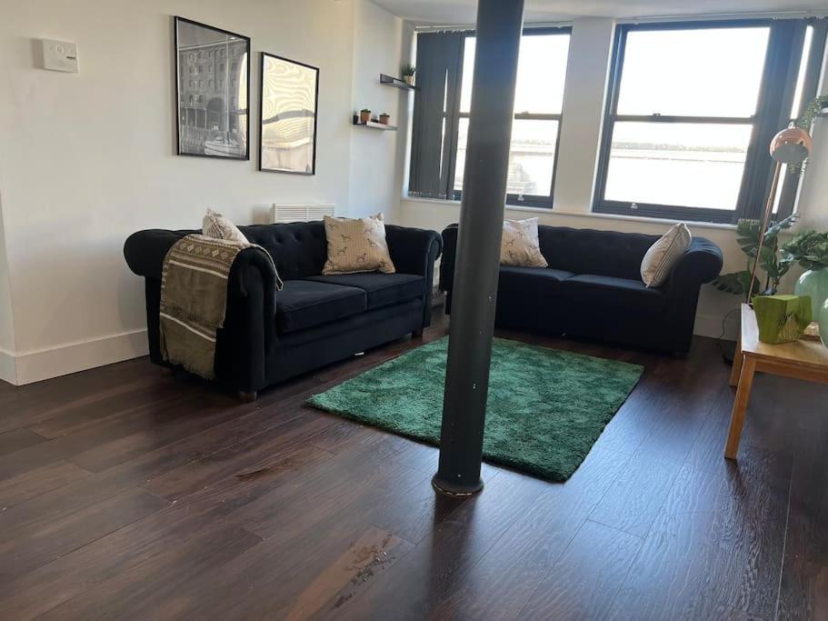 Mathew Street 1 Bed Apt Sleeps 6 Liverpool Bagian luar foto