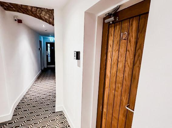 Mathew Street 1 Bed Apt Sleeps 6 Liverpool Bagian luar foto